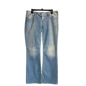 Women’s Silver Tuesday Jeans 33/33 Back Pocket Embellishments and Stitching